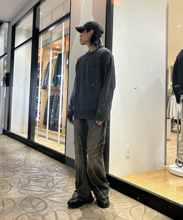 BEAMS HEARTのフェード ダメージ クルー ニットを使ったコーディネートを紹介します。｜Rakuten Fashion(楽天ファッション／旧楽天ブランドアベニュー)6465913