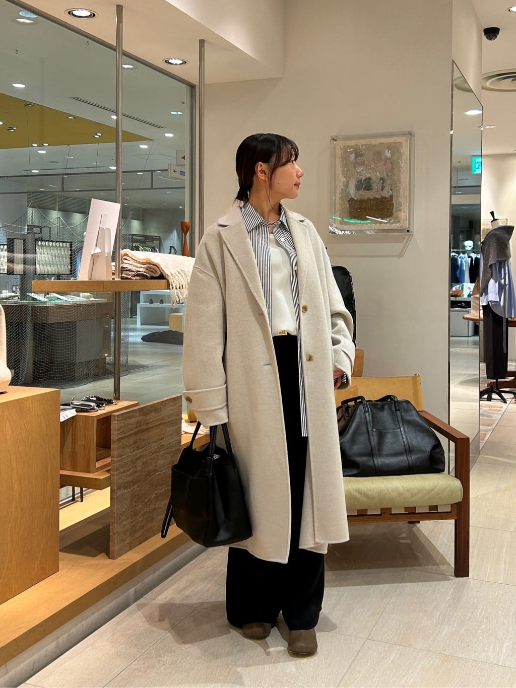 GALLARDAGALANTEのバックスリットブラウスTeeを使ったコーディネートを紹介します。｜Rakuten Fashion(楽天ファッション／旧楽天ブランドアベニュー)6467243