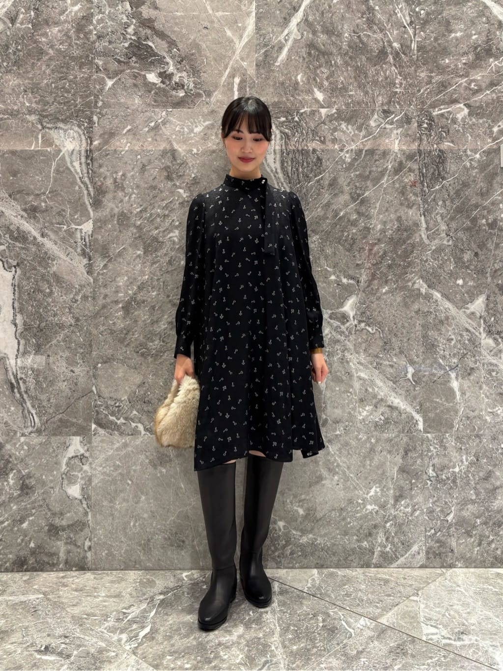 allurevilleの◇ バックジップロングブーツを使ったコーディネートを紹介します。｜Rakuten Fashion(楽天ファッション／旧楽天ブランドアベニュー)6467948
