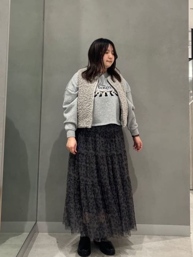 Vinの"THE BEAGLES" 刺繍スウェットを使ったコーディネートを紹介します。｜Rakuten Fashion(楽天ファッション／旧楽天ブランドアベニュー)6468734