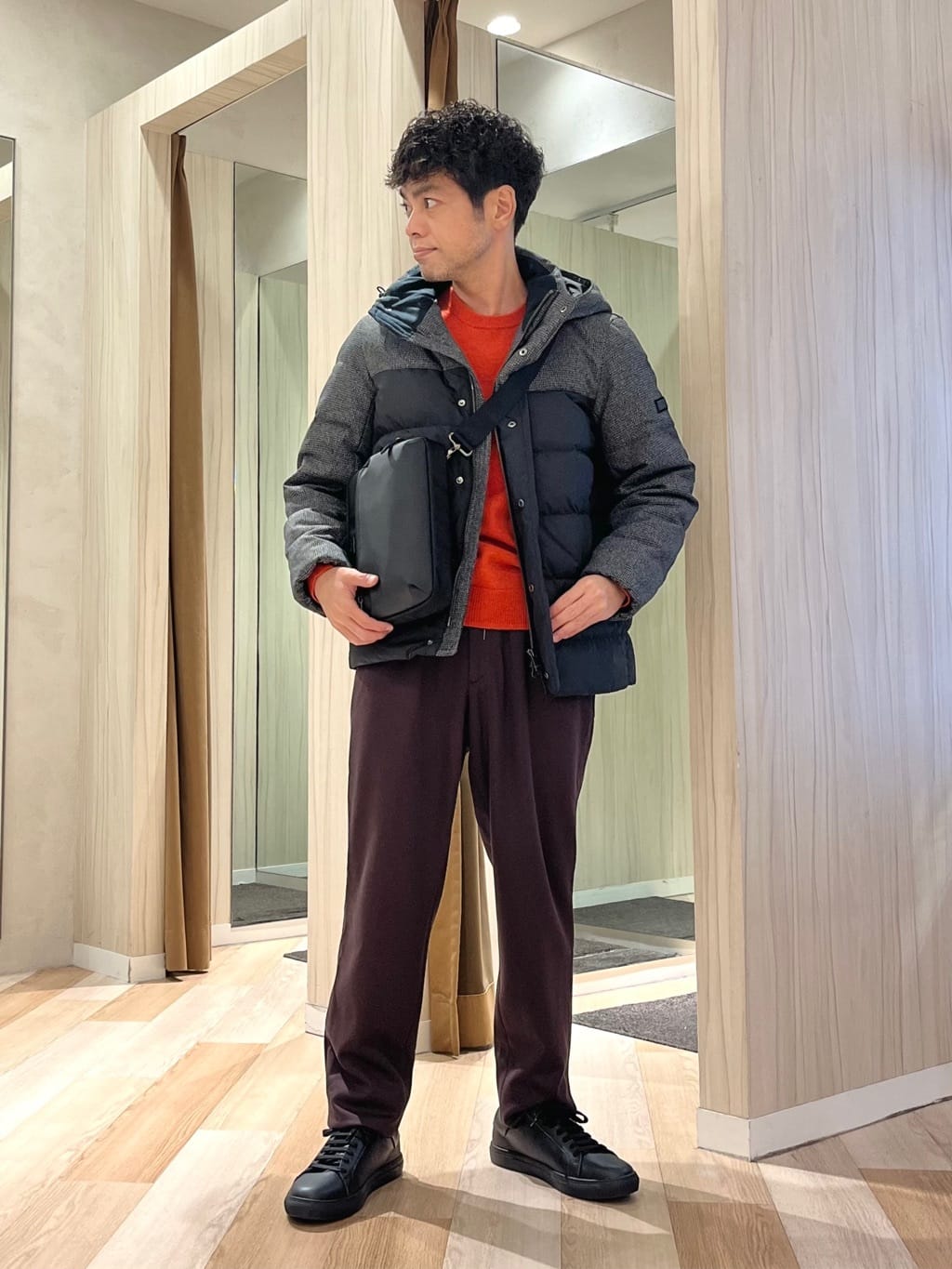 TAKEO KIKUCHIのカラーコンビ ダウンブルゾンを使ったコーディネートを紹介します。｜Rakuten Fashion(楽天ファッション／旧楽天ブランドアベニュー)6471721