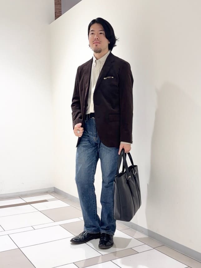 TAKEO KIKUCHIの【Sサイズ~】ストレッチコーデュロイ ジャケットを使ったコーディネートを紹介します。｜Rakuten Fashion(楽天ファッション／旧楽天ブランドアベニュー)6474498