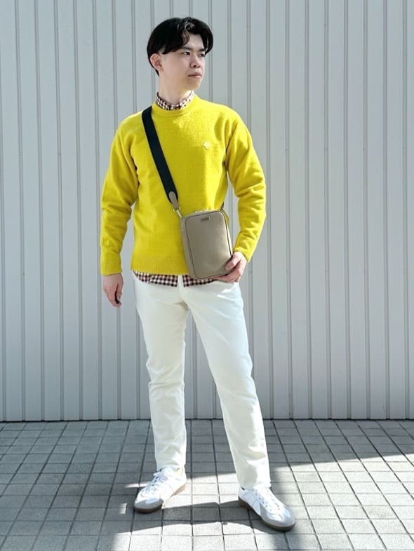 TAKEO KIKUCHIの【Air Palette Knit】ワンポイント カラーニット プルオーバーを使ったコーディネートを紹介します。｜Rakuten Fashion(楽天ファッション／旧楽天ブランドアベニュー)6475101