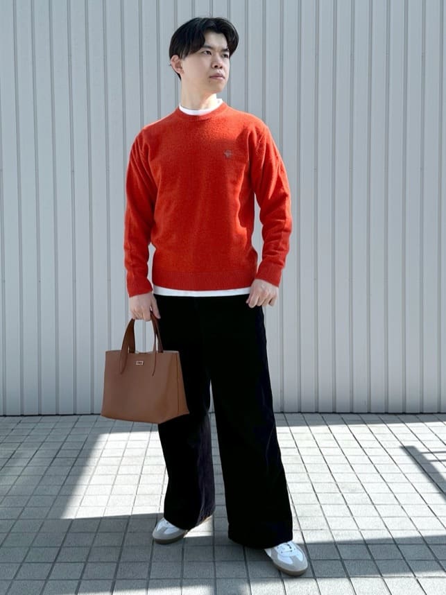 TAKEO KIKUCHIの【Air Palette Knit】ワンポイント カラーニット プルオーバーを使ったコーディネートを紹介します。｜Rakuten Fashion(楽天ファッション／旧楽天ブランドアベニュー)6475102