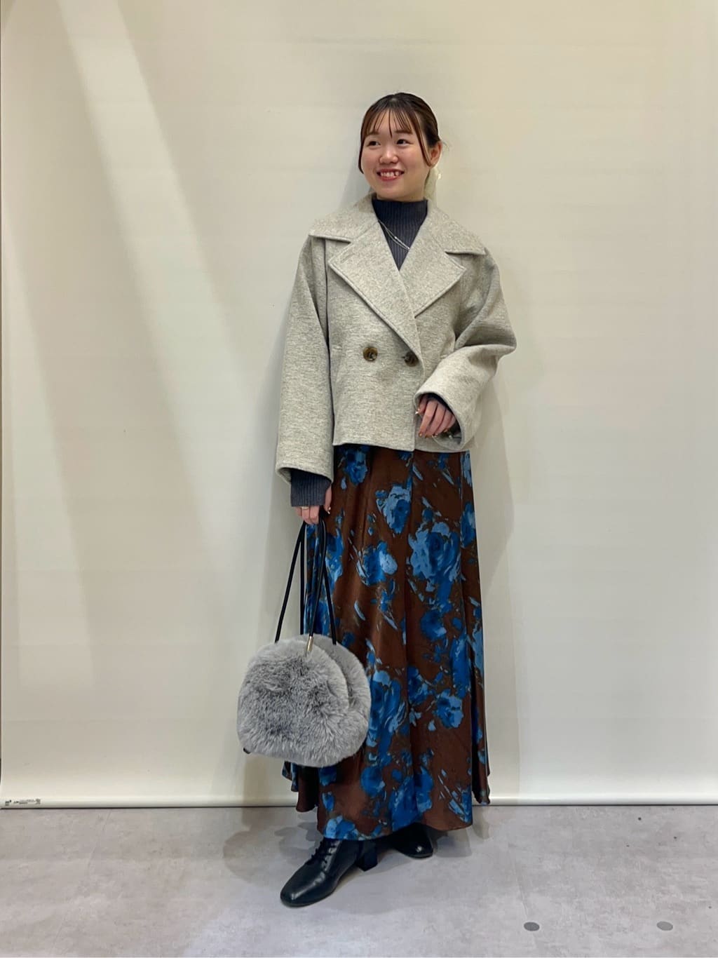 VinのラメツイードショートPコートを使ったコーディネートを紹介します。｜Rakuten Fashion(楽天ファッション／旧楽天ブランドアベニュー)6477491