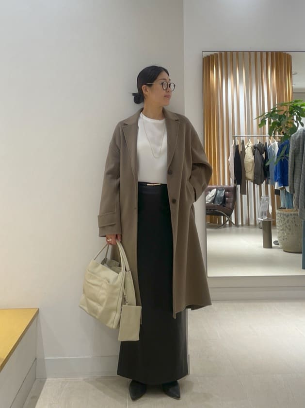 GALLARDAGALANTEのバックスリットブラウスTeeを使ったコーディネートを紹介します。｜Rakuten Fashion(楽天ファッション／旧楽天ブランドアベニュー)6478092