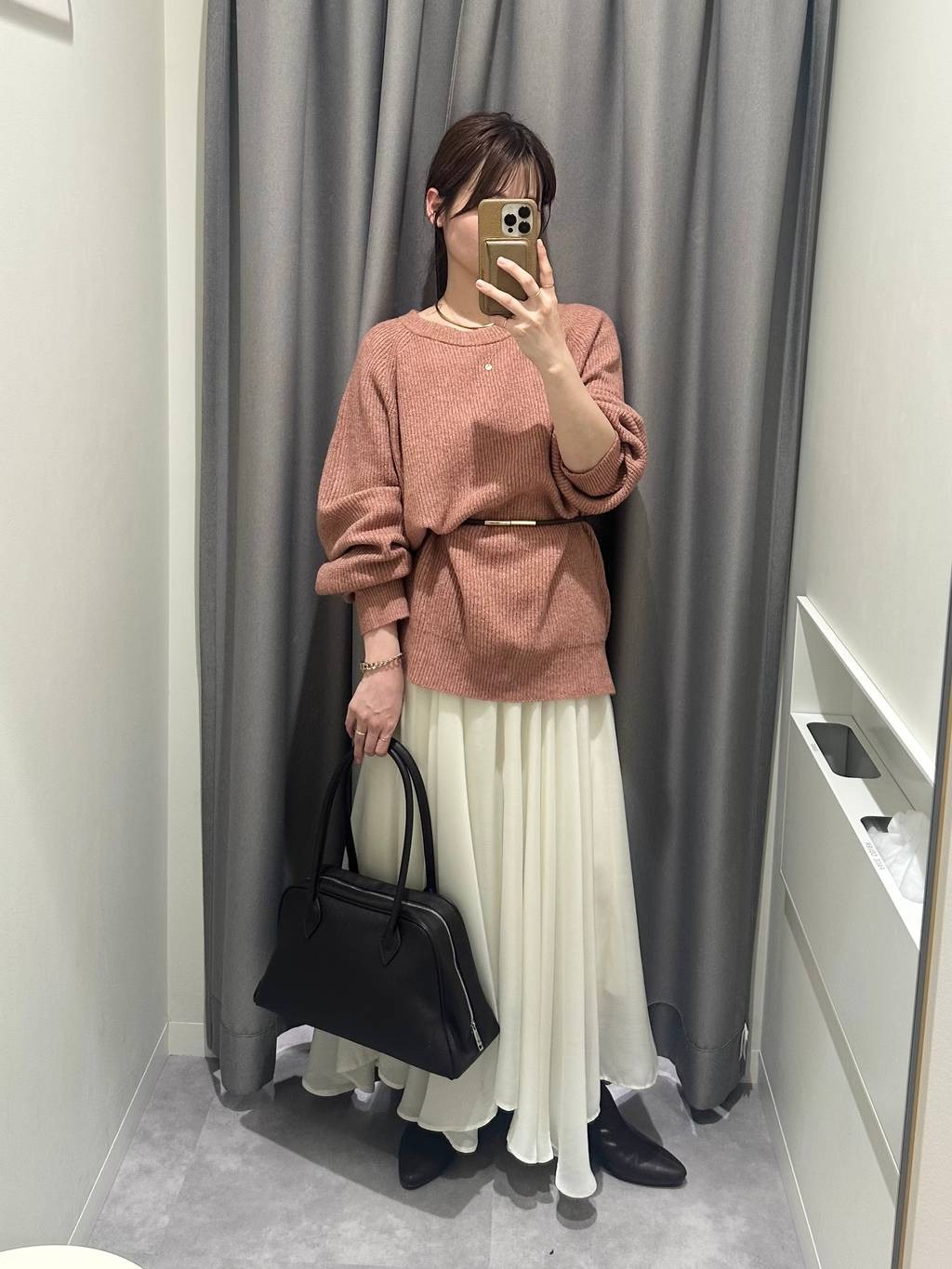 mysty womanの【WEB限定】アイスクリームクルーニットDXを使ったコーディネートを紹介します。｜Rakuten Fashion(楽天ファッション／旧楽天ブランドアベニュー)6479949