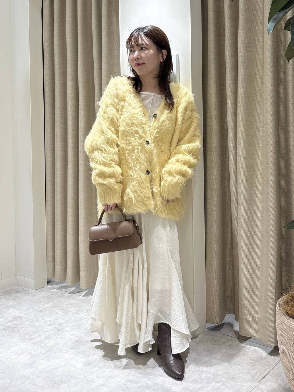 mysty womanのカラーシャギーカーディガンを使ったコーディネートを紹介します。｜Rakuten Fashion(楽天ファッション／旧楽天ブランドアベニュー)6479950