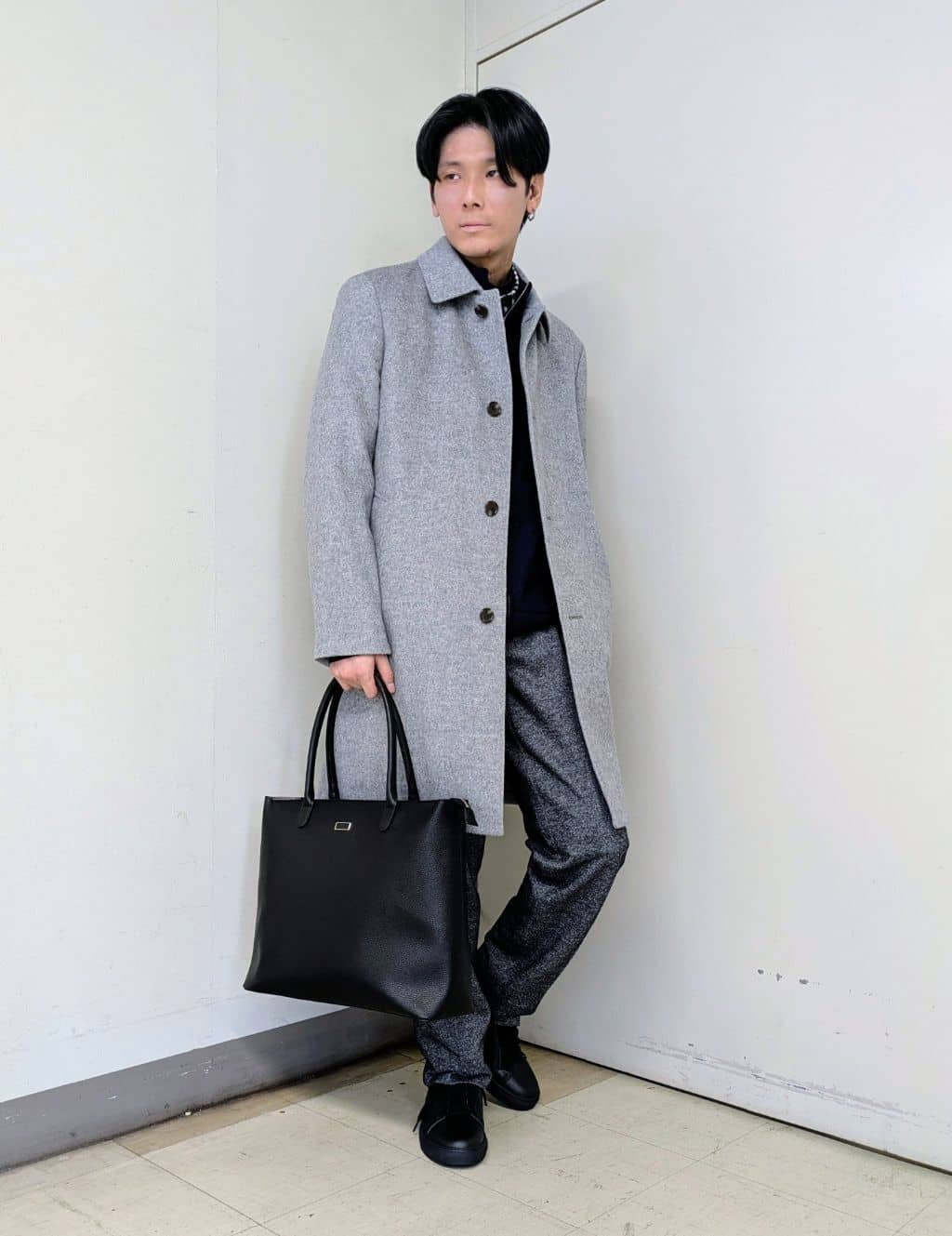 TAKEO KIKUCHIのカシミヤブレンド ビーバー調ステンカラーコートを使ったコーディネートを紹介します。｜Rakuten Fashion(楽天ファッション／旧楽天ブランドアベニュー)6480685