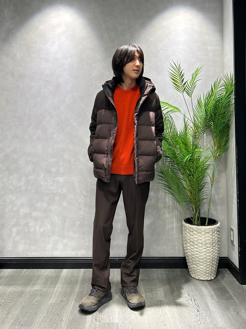 TAKEO KIKUCHIのカラーコンビ ダウンブルゾンを使ったコーディネートを紹介します。｜Rakuten Fashion(楽天ファッション／旧楽天ブランドアベニュー)6483408