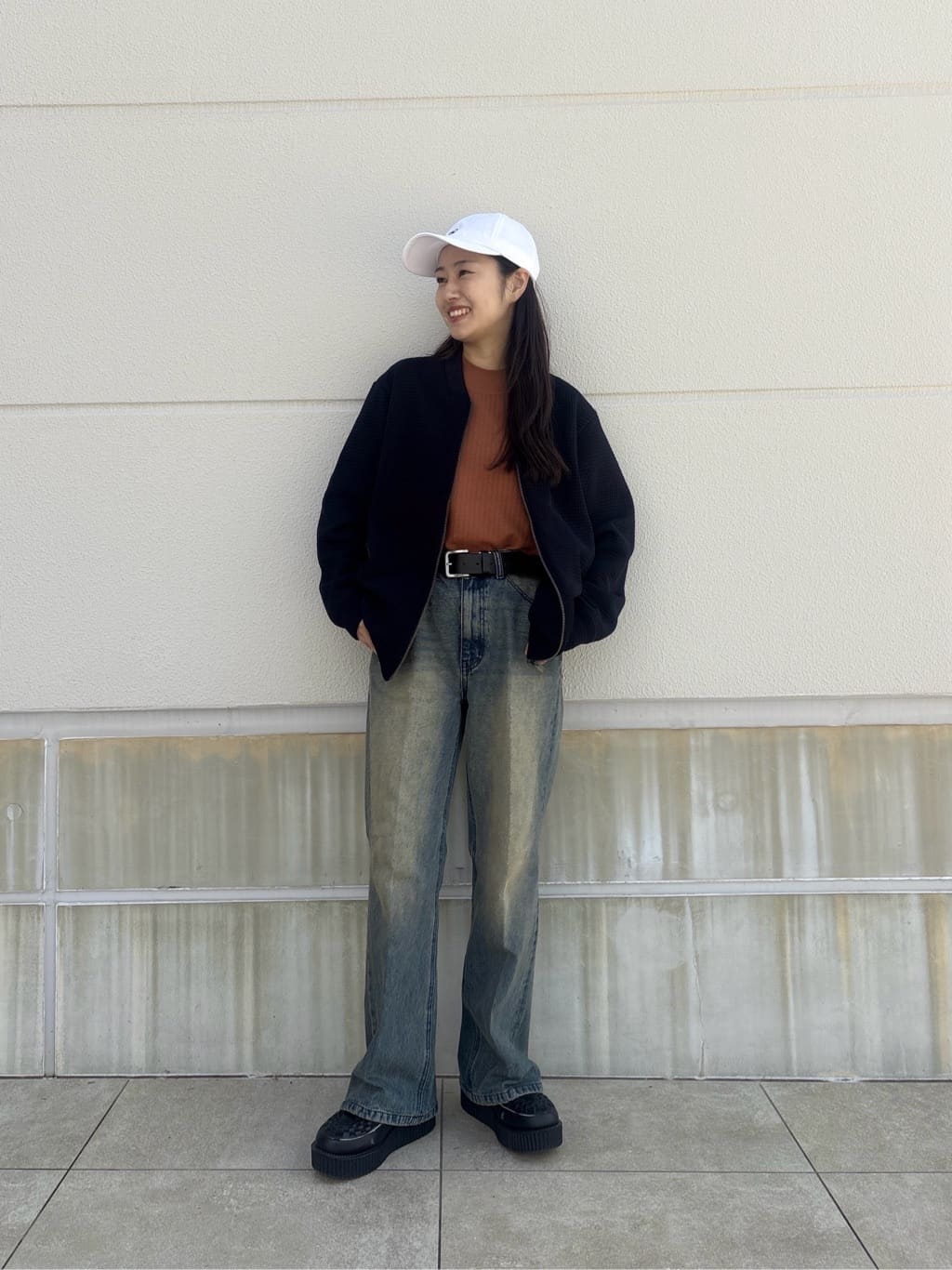 TAKEO KIKUCHIのニットライクジャージ ブルゾンを使ったコーディネートを紹介します。｜Rakuten Fashion(楽天ファッション／旧楽天ブランドアベニュー)6484569