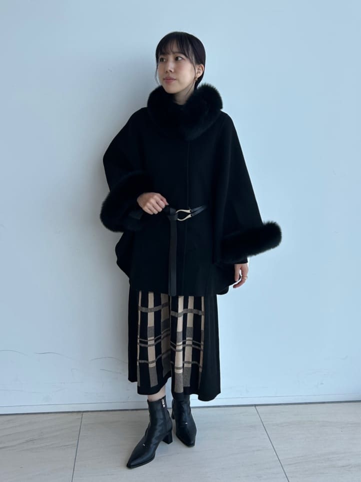 Vinのベルテッドファーポンチョを使ったコーディネートを紹介します。｜Rakuten Fashion(楽天ファッション／旧楽天ブランドアベニュー)6486431