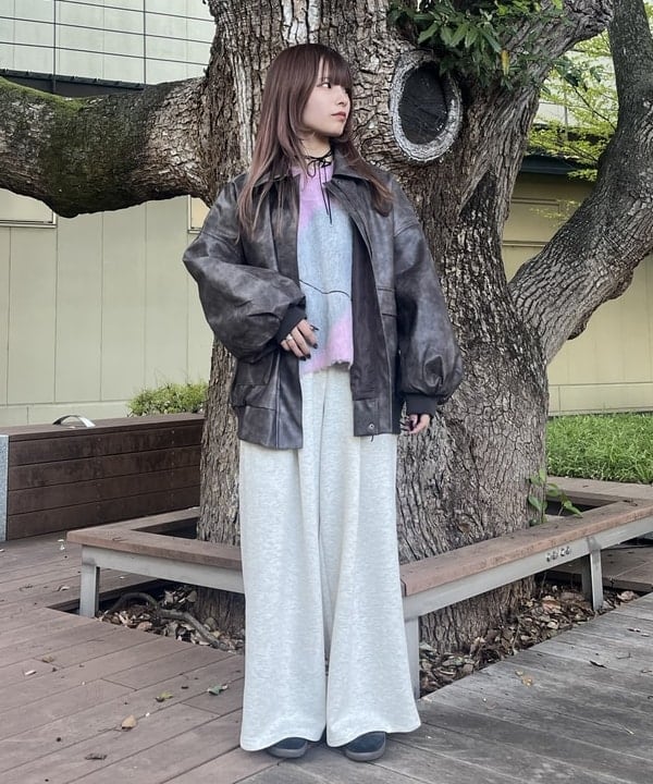 BEAMS HEARTのヴィンテージライク フェイクレザー ブルゾンを使ったコーディネートを紹介します。｜Rakuten Fashion(楽天ファッション／旧楽天ブランドアベニュー)6487458