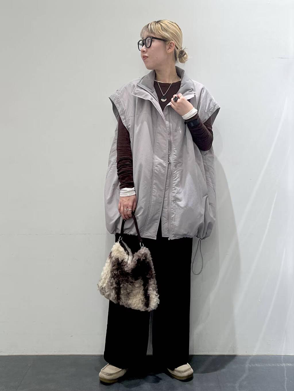 LAKOLEの2WAYモンスターコートを使ったコーディネートを紹介します。｜Rakuten Fashion(楽天ファッション／旧楽天ブランドアベニュー)6489271