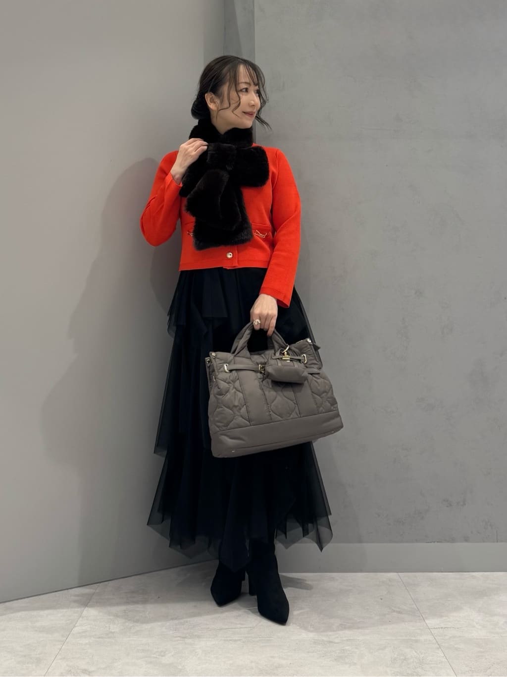 Vinのキルティングトートバッグを使ったコーディネートを紹介します。｜Rakuten Fashion(楽天ファッション／旧楽天ブランドアベニュー)6490021