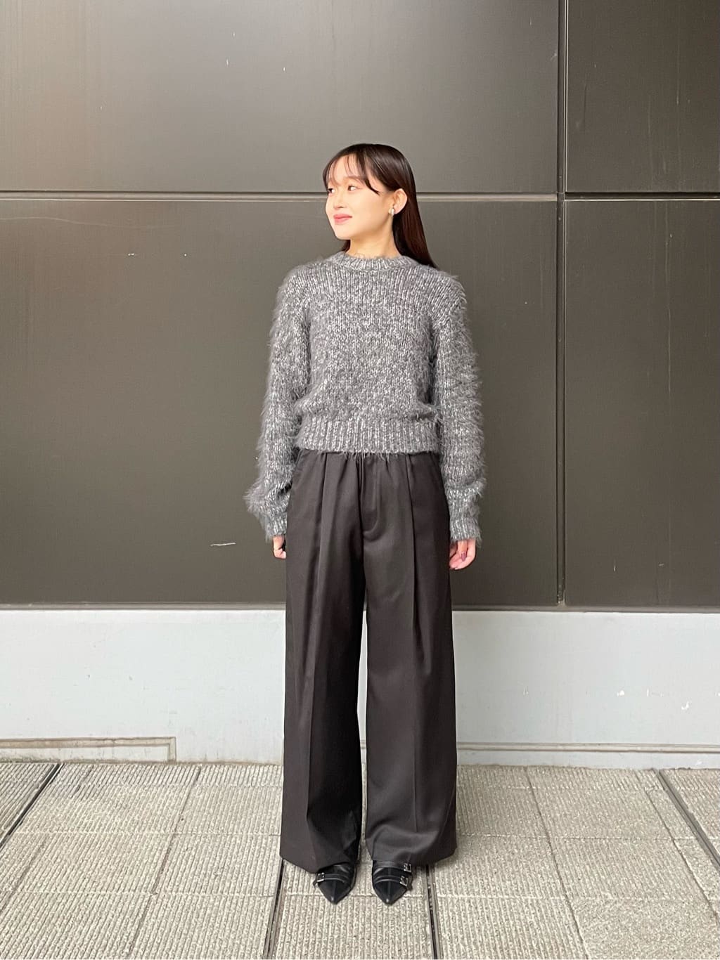 UNITED ARROWS LTD. OUTLETのフェザーヤーン ニット プルオーバーを使ったコーディネート | Rakuten ...