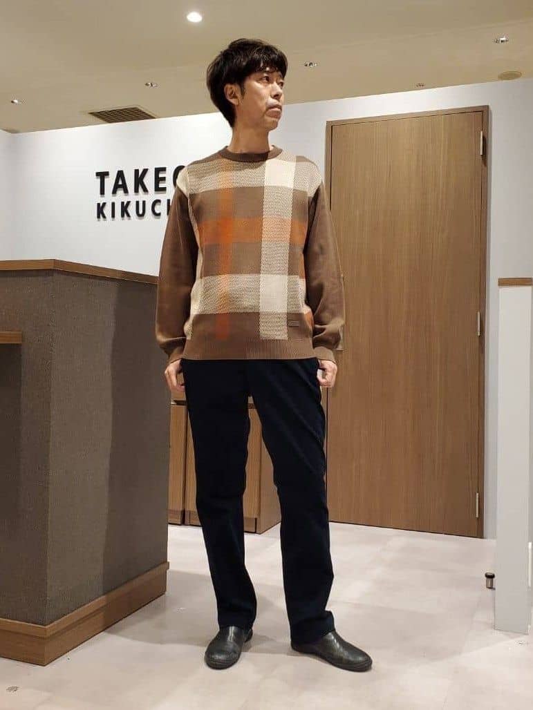 TAKEO KIKUCHIの【Made in JAPAN】ビッグチェック&スライドパズル柄 ニットを使ったコーディネートを紹介します。｜Rakuten Fashion(楽天ファッション／旧楽天ブランドアベニュー)6499002