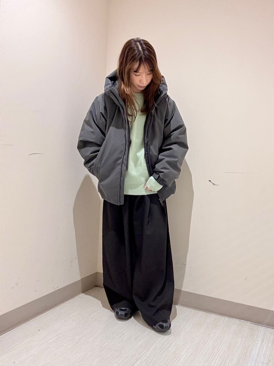 tk.TAKEO KIKUCHIの【撥水】フーデットインシュレーションブルゾンを使ったコーディネートを紹介します。｜Rakuten Fashion(楽天ファッション／旧楽天ブランドアベニュー)6500105