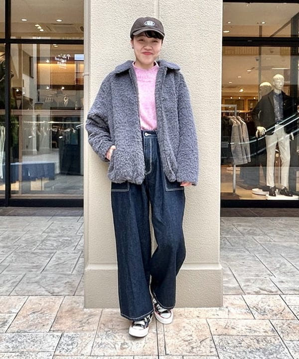 BEAMS HEARTのオーバーサイズ ハイネックニット(洗濯機可能)を使ったコーディネートを紹介します。｜Rakuten Fashion(楽天ファッション／旧楽天ブランドアベニュー)6500614