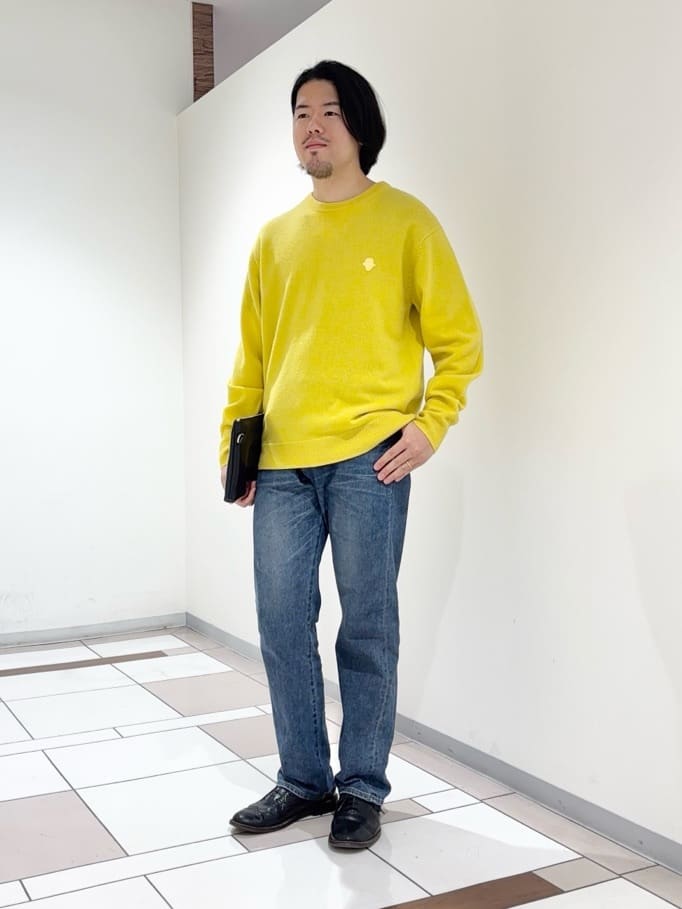 TAKEO KIKUCHIの【Air Palette Knit】ワンポイント カラーニット プルオーバーを使ったコーディネートを紹介します。｜Rakuten Fashion(楽天ファッション／旧楽天ブランドアベニュー)6501272
