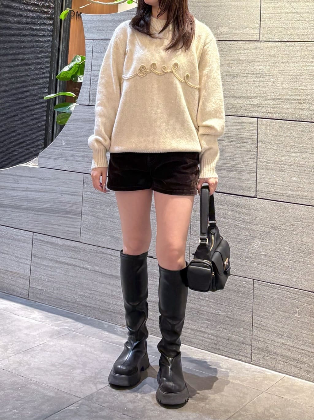 moussyの【ViVi掲載】AIR EASE ロングブーツを使ったコーディネート