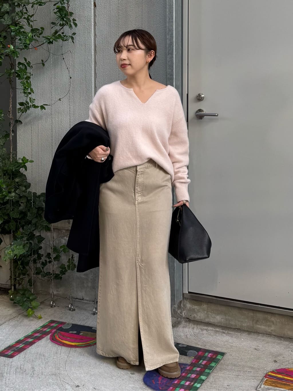 GALLARDAGALANTEの【セットアップ対応】リヨセルスリットスカートを使ったコーディネートを紹介します。｜Rakuten Fashion(楽天ファッション／旧楽天ブランドアベニュー)6502019