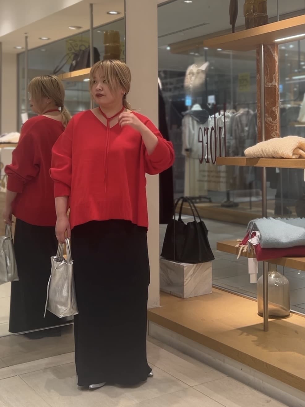 GALLARDAGALANTEの【3サイズ展開】ストレッチマキシタイトスカート2を使ったコーディネートを紹介します。｜Rakuten Fashion(楽天ファッション／旧楽天ブランドアベニュー)6503329