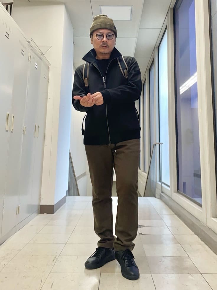 TAKEO KIKUCHIの【JUST ONE LAYER】ダウンファブリック ジップアップ リブ ブルゾンを使ったコーディネートを紹介します。｜Rakuten Fashion(楽天ファッション／旧楽天ブランドアベニュー)6504761