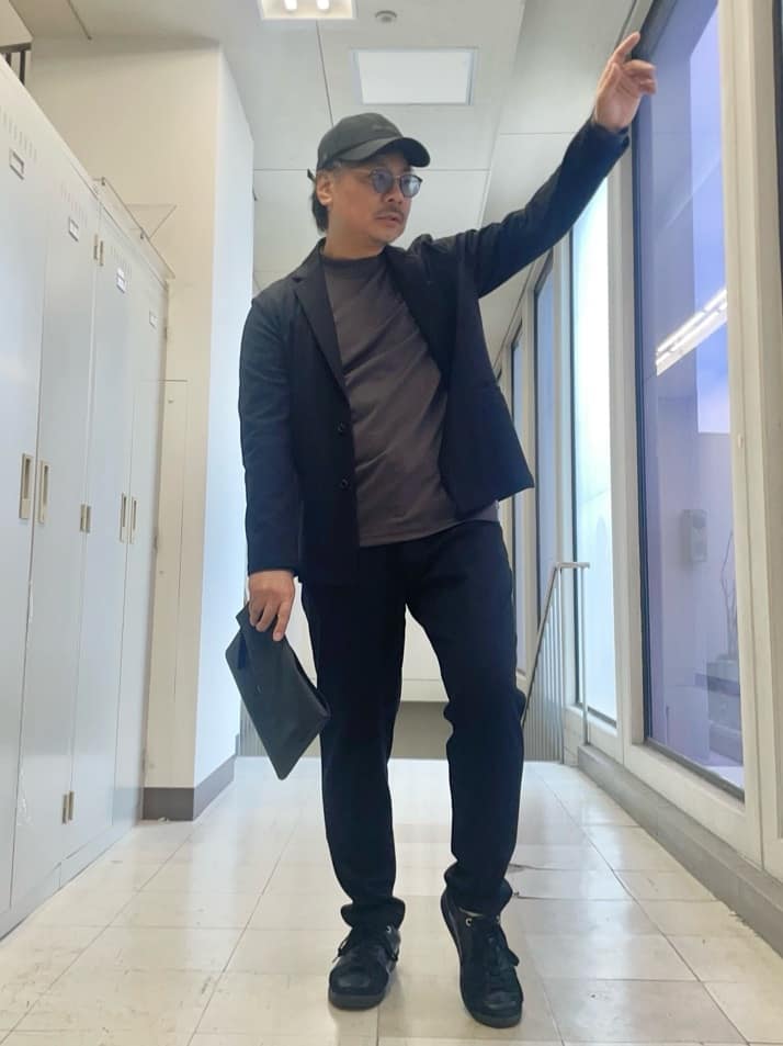 TAKEO KIKUCHIの【JUST ONE LAYER】ダウンファブリック テーラード ジャケットを使ったコーディネートを紹介します。｜Rakuten Fashion(楽天ファッション／旧楽天ブランドアベニュー)6504763