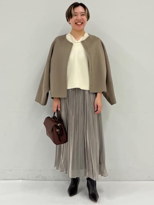 1er Arrondissementのダブルビーバーコクーンショートコートを使ったコーディネートを紹介します。｜Rakuten Fashion(楽天ファッション／旧楽天ブランドアベニュー)6505843