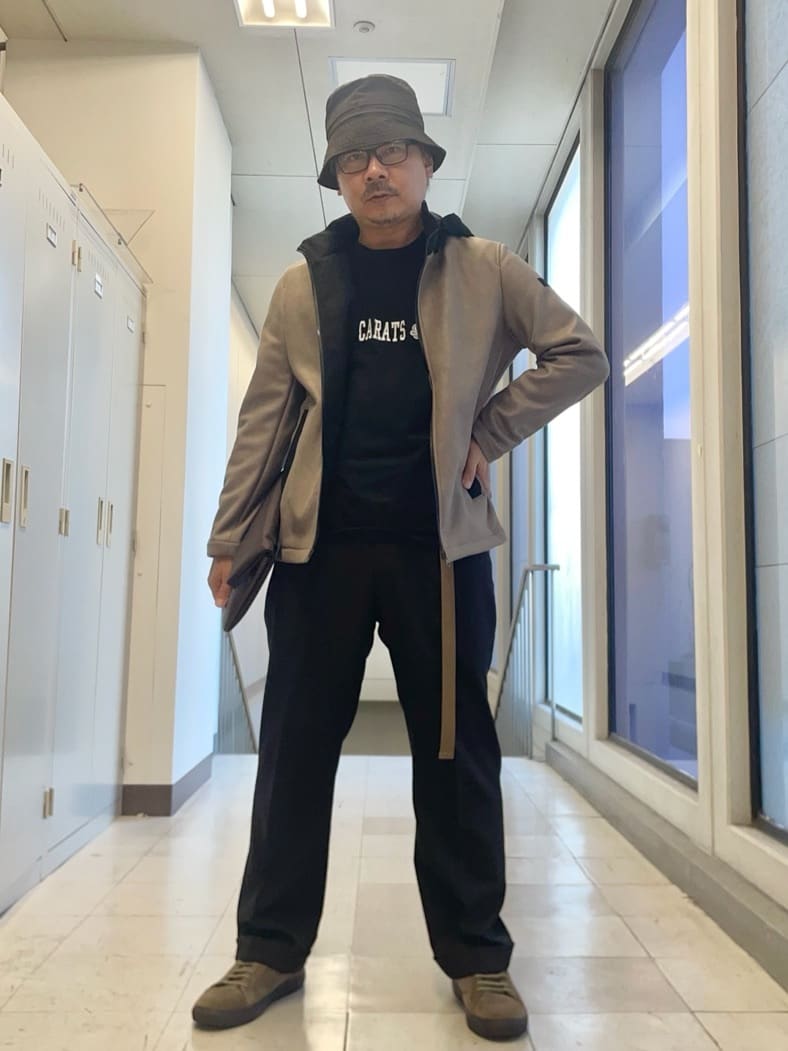 TAKEO KIKUCHIの【JUST ONE LAYER】ダウンファブリック ジップアップ フード ブルゾンを使ったコーディネートを紹介します。｜Rakuten Fashion(楽天ファッション／旧楽天ブランドアベニュー)6507214