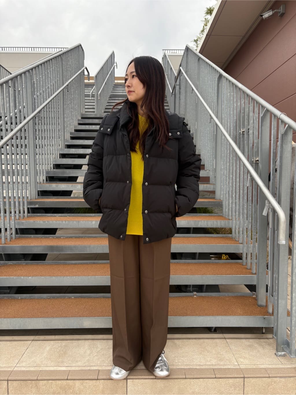 TAKEO KIKUCHIの【袖取り外し可】デタッチャブル ダウンブルゾンを使ったコーディネートを紹介します。｜Rakuten Fashion(楽天ファッション／旧楽天ブランドアベニュー)6509386