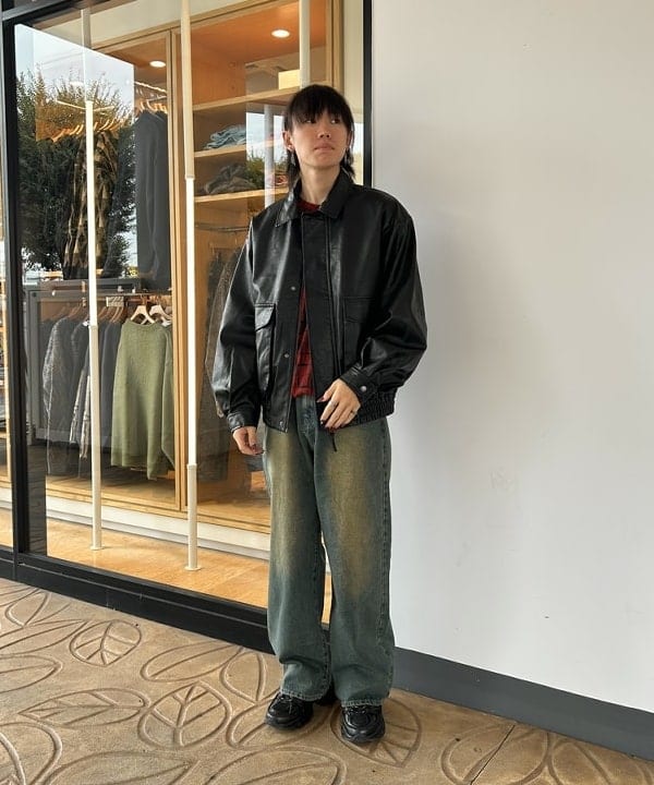 BEAMS HEARTのブラスト ワイド ストレート デニムを使ったコーディネートを紹介します。｜Rakuten Fashion(楽天ファッション／旧楽天ブランドアベニュー)6510058