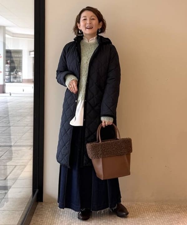 BEAMS HEARTの【手洗い可】配色 シャギー ニット 25AW 長袖 レディース ふわふわを使ったコーディネートを紹介します。｜Rakuten Fashion(楽天ファッション／旧楽天ブランドアベニュー)6510064