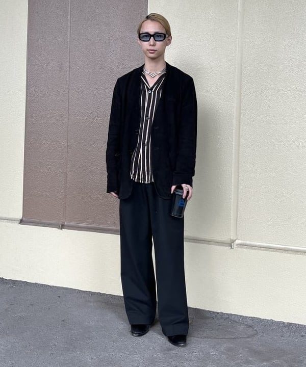 BEAMS MENの【ビームスの百名品】QUATTROCCHI / ゴートスエード 総裏 ノーラペル ジャケットを使ったコーディネートを紹介します。｜Rakuten Fashion(楽天ファッション／旧楽天ブランドアベニュー)6510069