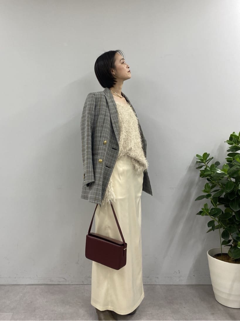 GALLARDAGALANTEの【手洗い可能】ストレッチサテンタイトスカートを使ったコーディネートを紹介します。｜Rakuten Fashion(楽天ファッション／旧楽天ブランドアベニュー)6511927