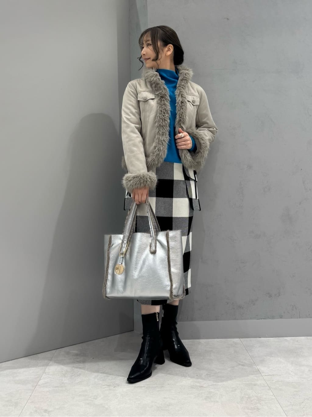 Vinのボトルネックリラクシードルマンニットを使ったコーディネートを紹介します。｜Rakuten Fashion(楽天ファッション／旧楽天ブランドアベニュー)6514631