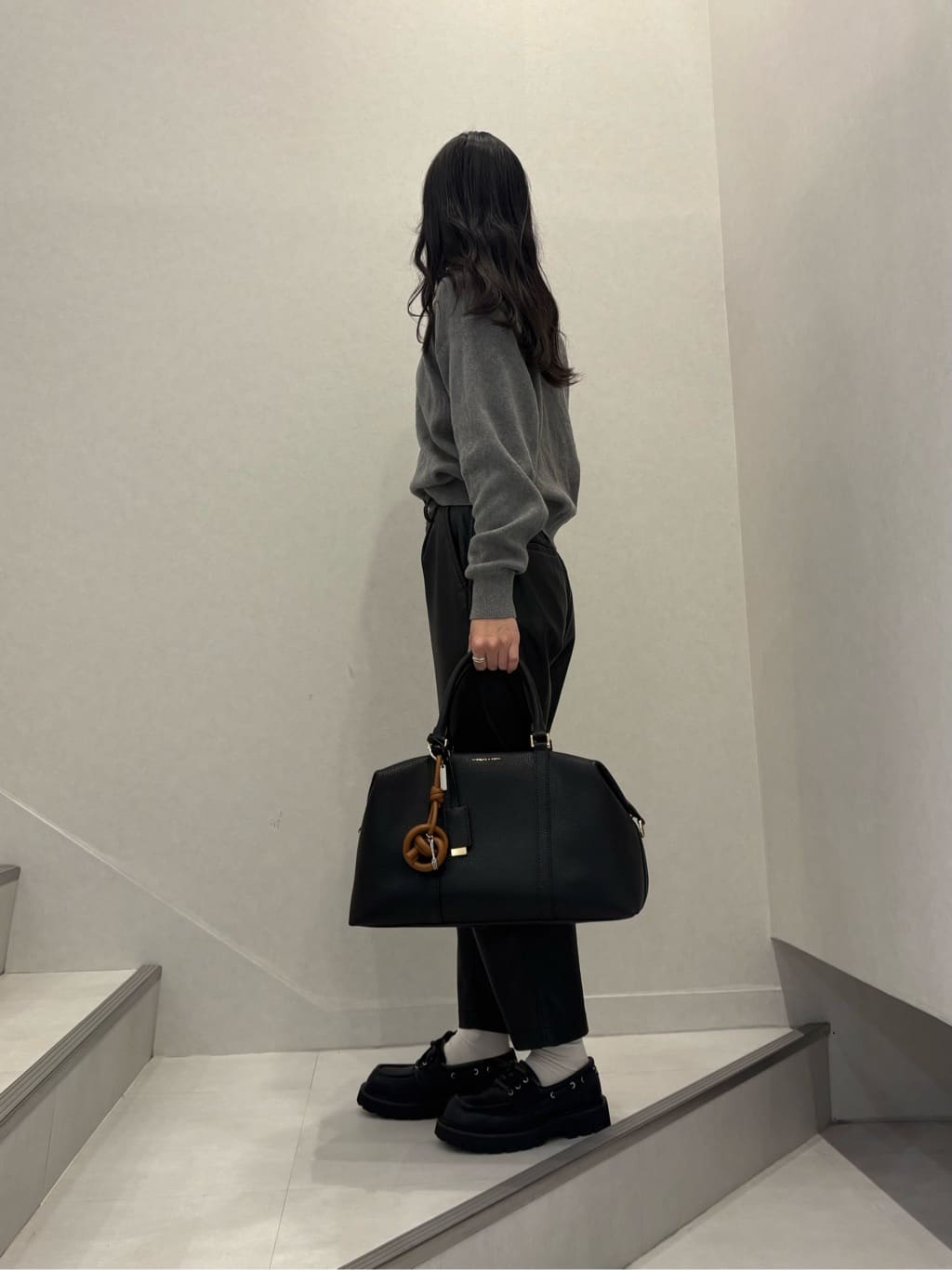 CHARLES & KEITH | Chance チャンス レザーボウリングバッグ | Rakuten