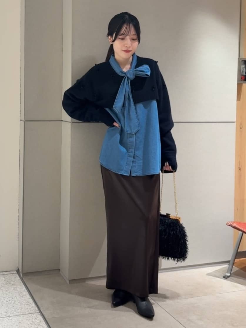 GALLARDAGALANTEの【手洗い可能】ストレッチサテンタイトスカートを使ったコーディネートを紹介します。｜Rakuten Fashion(楽天ファッション／旧楽天ブランドアベニュー)6515335