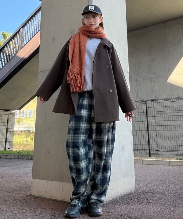 BEAMS HEARTのミドル スタンド コートを使ったコーディネートを紹介します。｜Rakuten Fashion(楽天ファッション／旧楽天ブランドアベニュー)6515375