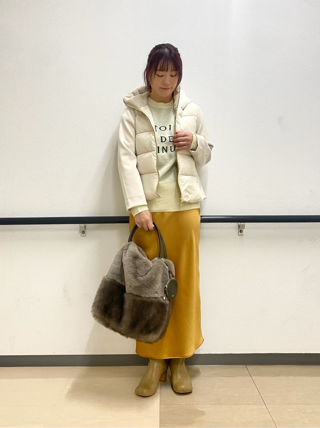 LASUDの2wayロゴニットを使ったコーディネートを紹介します。｜Rakuten Fashion(楽天ファッション／旧楽天ブランドアベニュー)6515937