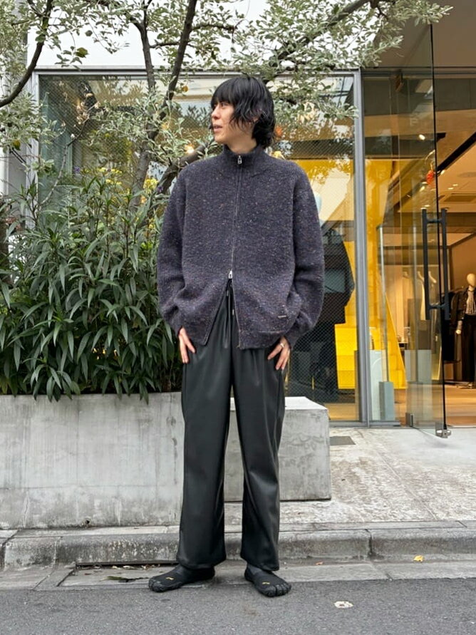 LOVELESSのブークレドライバーズニットを使ったコーディネートを紹介します。｜Rakuten Fashion(楽天ファッション／旧楽天ブランドアベニュー)6517041