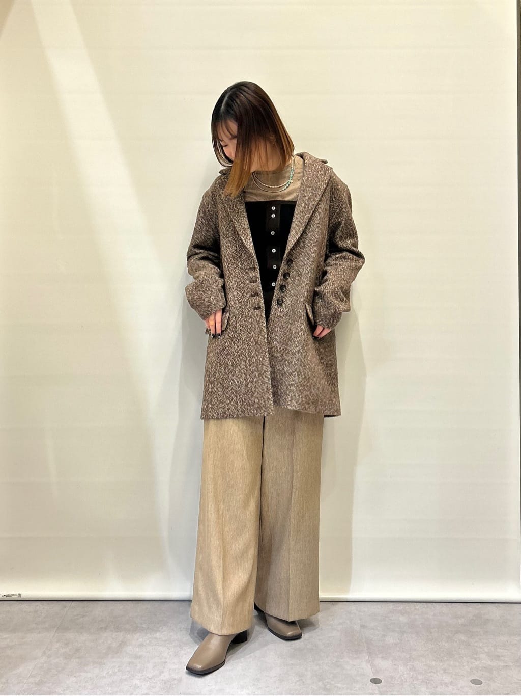 Vinのシャーリングジャガードプルオーバーを使ったコーディネートを紹介します。｜Rakuten Fashion(楽天ファッション／旧楽天ブランドアベニュー)6519056