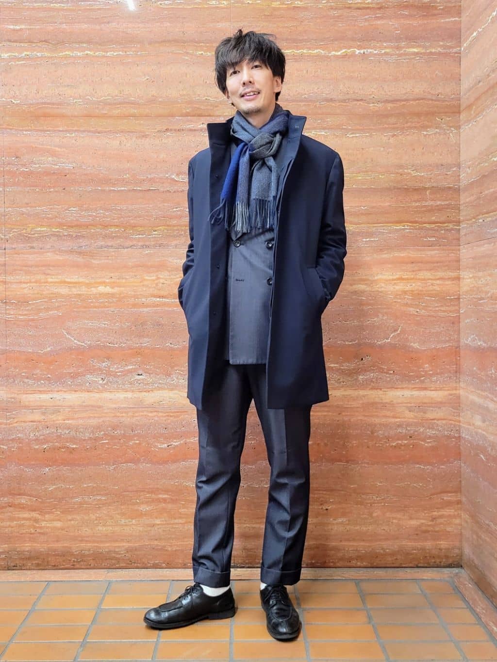 TAKEO KIKUCHIの【ダウンライナー付き】ドビースタンドカラーコートを使ったコーディネートを紹介します。｜Rakuten Fashion(楽天ファッション／旧楽天ブランドアベニュー)6519553