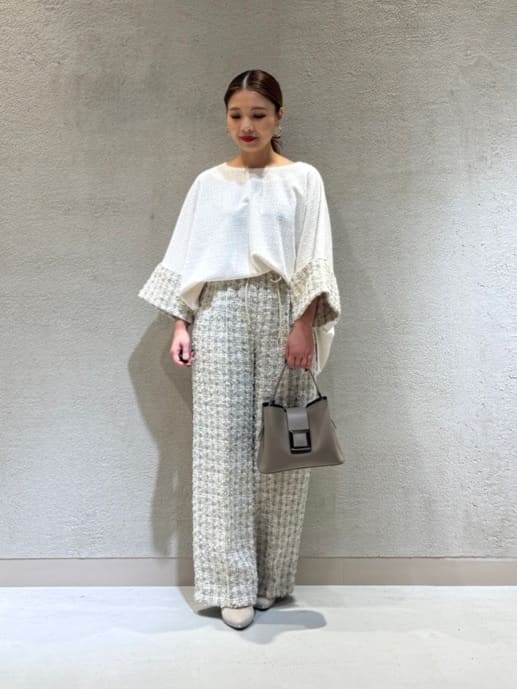 Vinのラメファンシーツイードワイドパンツを使ったコーディネートを紹介します。｜Rakuten Fashion(楽天ファッション／旧楽天ブランドアベニュー)6521897