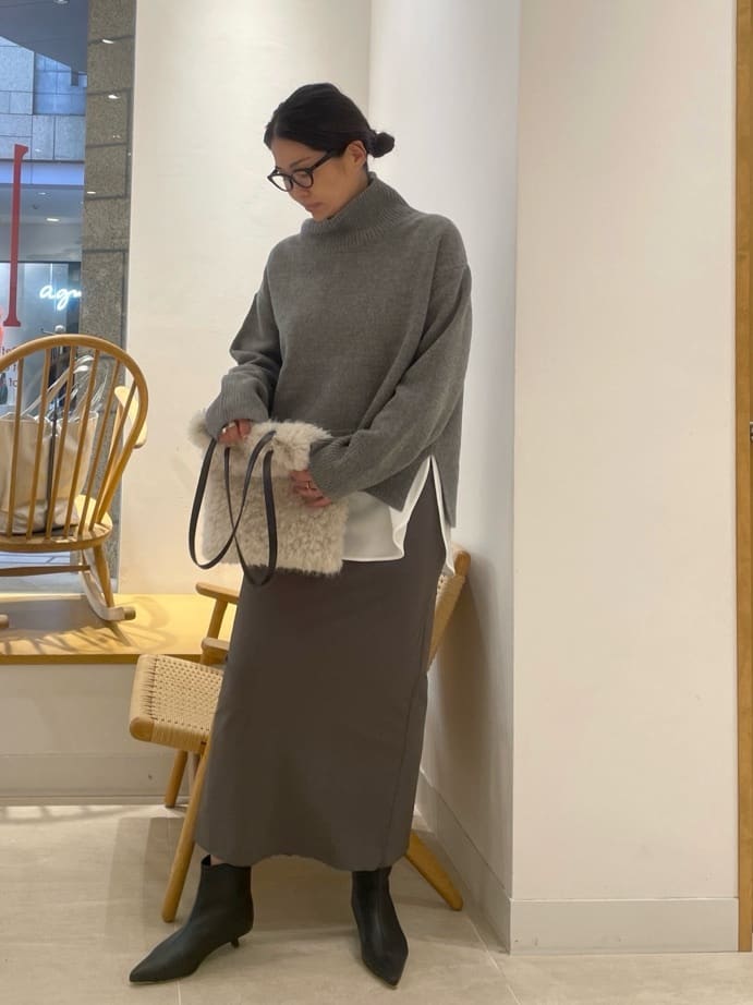 GALLARDAGALANTEのラウンドブラウスTeeを使ったコーディネートを紹介します。｜Rakuten Fashion(楽天ファッション／旧楽天ブランドアベニュー)6522596