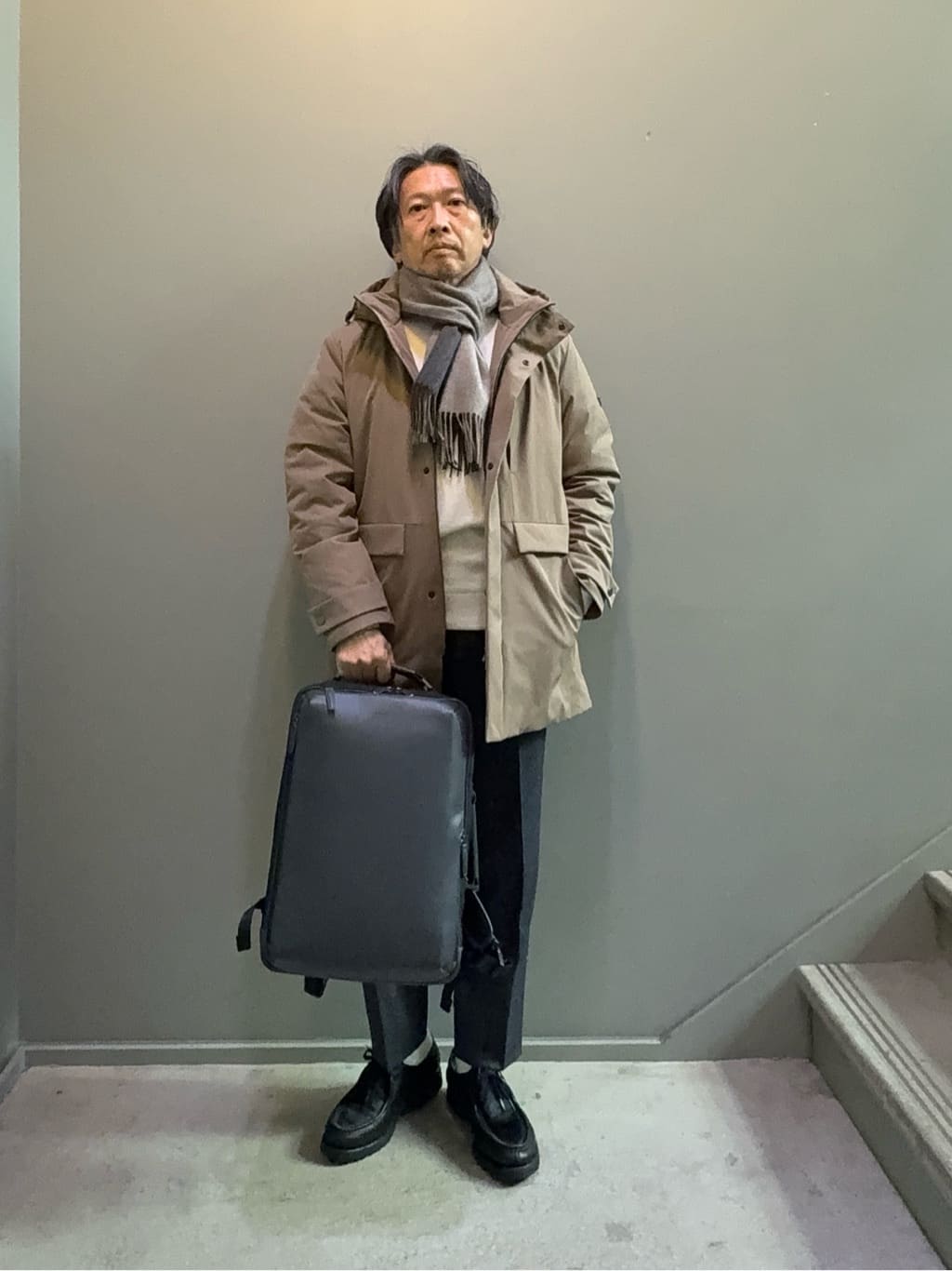 TAKEO KIKUCHIの【None Of Stress】ストレッチ ダウンブルゾンを使ったコーディネートを紹介します。｜Rakuten Fashion(楽天ファッション／旧楽天ブランドアベニュー)6522712