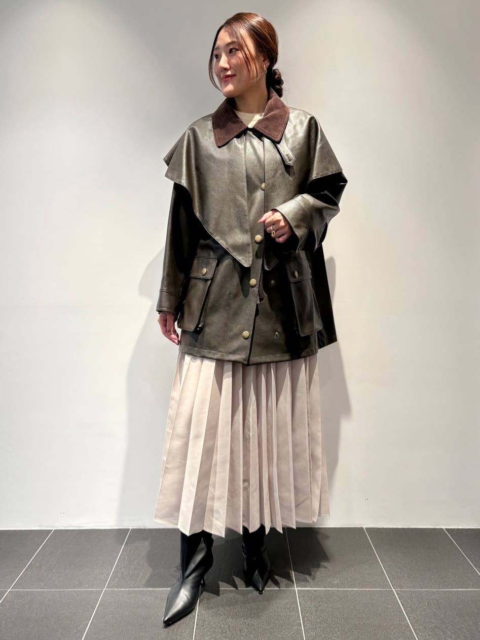 1er Arrondissementの<SYSTEM(システム)>レザーライク ケープジャケットを使ったコーディネートを紹介します。｜Rakuten Fashion(楽天ファッション／旧楽天ブランドアベニュー)6523275