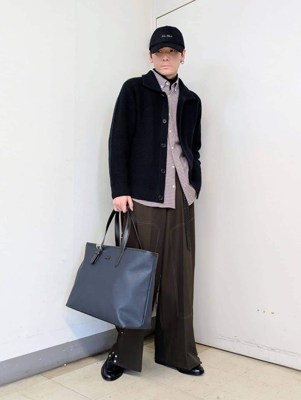 TAKEO KIKUCHIのタスマニアウール混畦編みカーディガンを使ったコーディネートを紹介します。｜Rakuten Fashion(楽天ファッション／旧楽天ブランドアベニュー)6523474