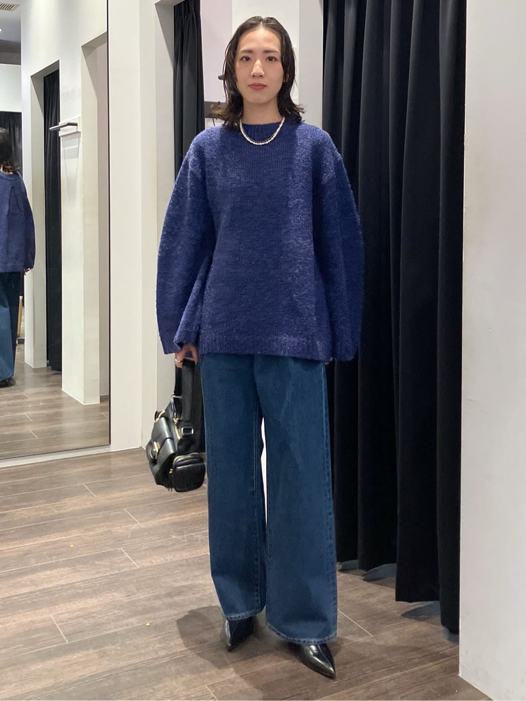moussyのTUCK WIDE ストレートデニムを使ったコーディネート | Rakuten